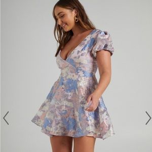 NWT Showpo Lydia Puff Sleeve Dress